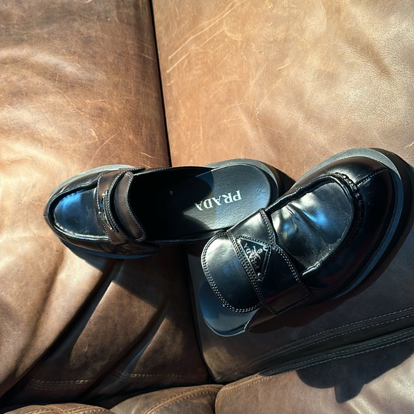 PRADA triangle loafer mules! - Picture 4 of 16
